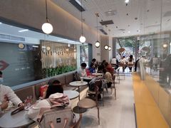 大堂-喜茶(广州中山六路店)