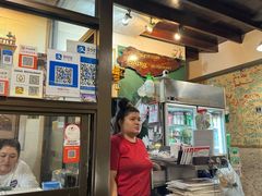 -Dang restaurant (patong phuket)