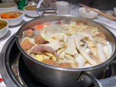 -三人行骨头王火锅(长寿店)