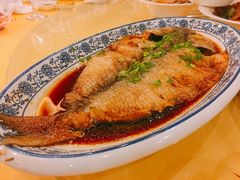 -山明水秀大饭店