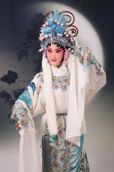 -华韵京剧摄影(洋桥角门东店)