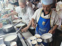 -正宁路小吃夜市