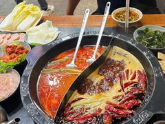 -重庆川渝肥妹火锅