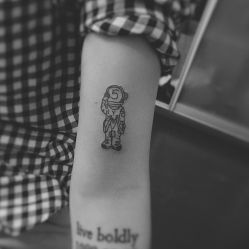 -明星刺青·洗纹身