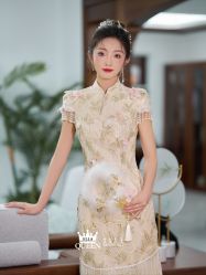 点击看大图 -艾拉·女王婚纱礼服馆