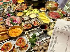 -围炉肉舍•炭烤活鳗•丹东海鲜烤肉(步行街店)