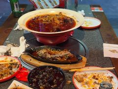 -路边边.炒菜烧烤.音乐餐厅(良乡长虹店)