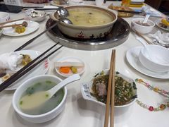 -土连锅·现熬养生汤锅(梁家巷店)