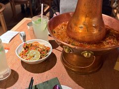 土司铜锅油焖鸡-浩海火燒雲傣家菜(芮欧百货店)