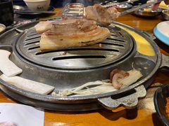 -唯成•韩国炭火烤肉 유성고기