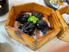 墨鱼汁麻辣虾胶-骏丰酒楼(黄编店)