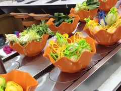 -亿富盛餐饮旋转小火锅(乐客城店)