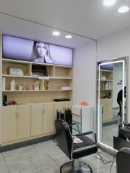 -Coo Hair salon