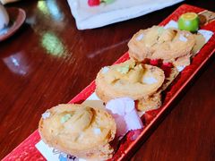 炸虾泥法棍和海胆-Tsuru鹤日本料理(静安香格里拉店)