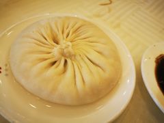 蟹黄汤包-怡园饭店-餐厅(四望亭店)