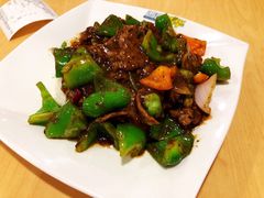 黑椒牛柳饭-西部马华清真兰州牛肉面·烧烤夜市(关东店)