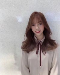 -COMO SALON 烫染可茉发型