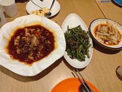 -渝信川菜 · 川味家常菜(财富购物中心店)