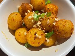 孜然小土豆-炉小二铜锅牛蛙•川湘菜(三里屯店)