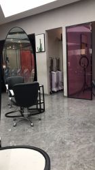 -变画·发型STUDIO