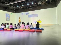 -小鸡哆哆故事屋·儿童乐园(嘉里城店)