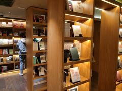 -思南书局(复兴中路店)