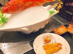 -淡尾·海鲜自助概念餐厅(虹桥南丰城店)