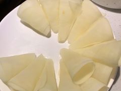 -墨居上隐·院子里火锅(峨眉店)