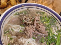 -云阿蛮云南生烫牛肉米线(奉贤路店)