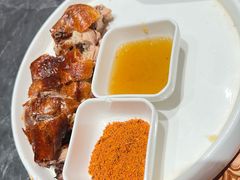 湘式烤鸭-炊烟小炒黄牛肉(浦东世纪汇店)