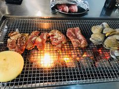 -马路牙子烧烤音乐酒馆(望京店)