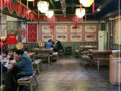 大堂-东三省东北铁锅炖(龙泉店)