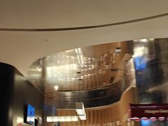 -涨巢·潮玩水疗局