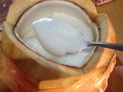 原只椰子布丁-新记肉骨茶