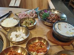 -韩香阁烤肉·烤活鳗(宽厚里店)