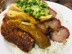 三拼烧味饭-陈光记烧腊店(罗保博士街店)