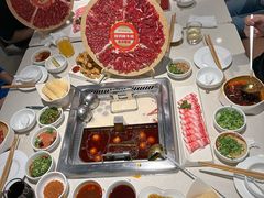 -海底捞火锅鲜切牛肉主题店(长寿路店)