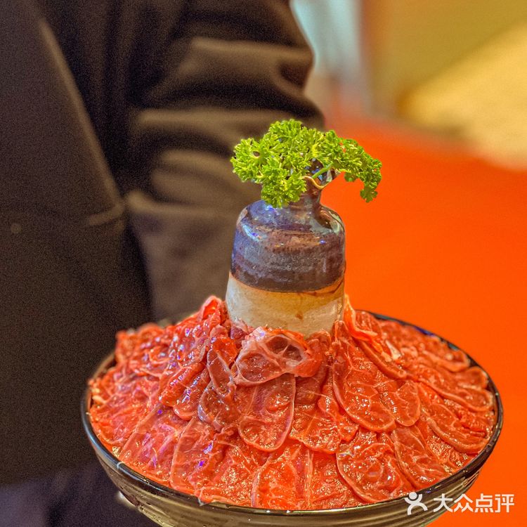 这家港风极致的花胶鸡店真的狂拍三百六十五张才过瘾❗️