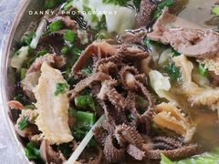-谢老五跷脚牛肉·非遗传承店