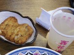 -鑫花溪牛肉米粉(人民广场店)