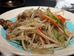 -山川小町·极番烧肉(新地假日广场店)