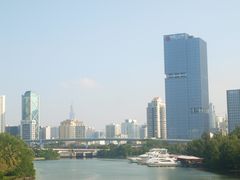 -万绿园