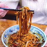 “她”点名要吃的卤煮!