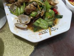 -岛中岛·海鲜大排档·万宁老字号(东澳店)