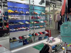 -YONEX苗江运动城(源深店)