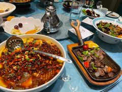 -海派美食·家宴海鲜青岛菜·石锅鲽鱼头(东方城店)