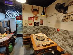 -六公里老火锅(总店)