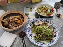 -天天向上素食餐厅(五台山店)