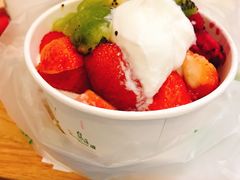 -三佰瑞冻酸奶(凯德MALL店)