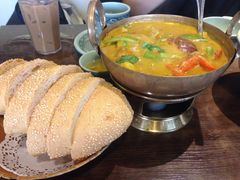 -大头虾越式风味餐厅(光明广场店)